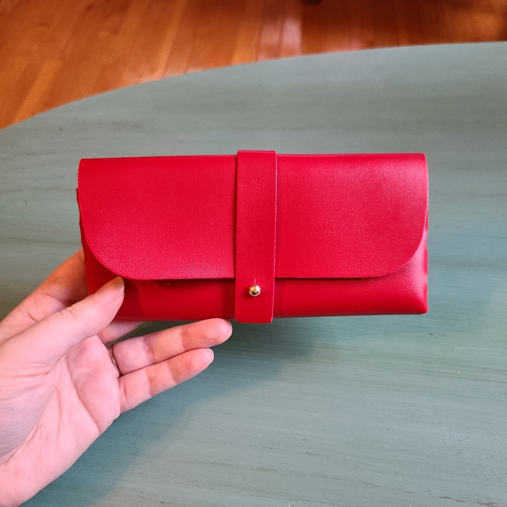NWOT Handmade Leather Eyeglasses Case